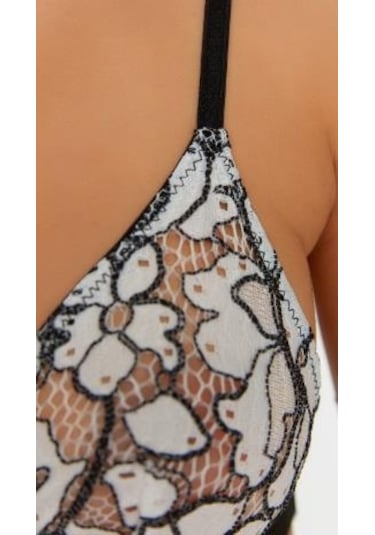 Deep Secret Beyaz-siyah Full Dantel Bralet Strıng Takım Ds20095brt 001