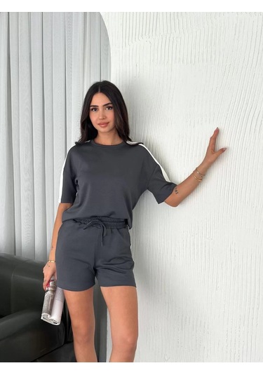 Osy Modal Yumuşak Dokulu Kumaş Kadın Parçalı Bisiklet Yaka T-shirt Kısa Şort İkili Takım - Antrasit Antrasit Osy Modal Yumuşak Dokulu Kumaş Kadın Parçalı Bisiklet Yaka T-shirt Kısa Şort İkili Takım - Antrasit Antrasit