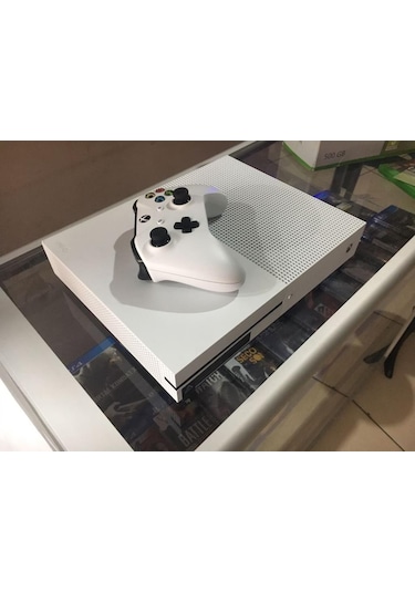 Microsoft Xbox One S Kol 1Tb Hafıza Teşhir