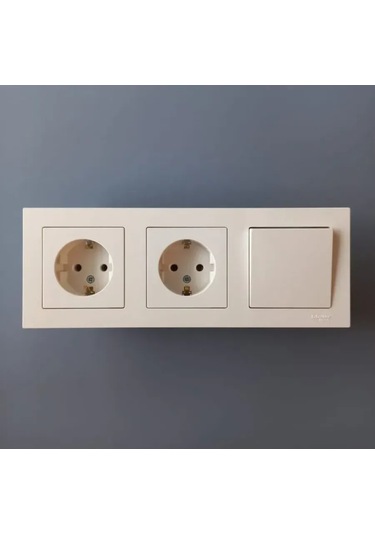 Atlasdesıgn Priz 2 Adet + Anahtarsız Ana Hat Ve 3 Pozlu Çerçeve, Bej 318414154 0143-2