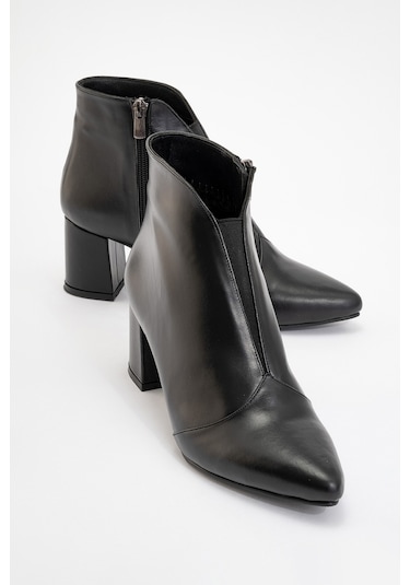 Finda Siyah Hakiki Deri Kadın Kalın Topuklu Bot Siyah