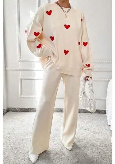 Kadın Kırık Beyaz Kalp İşleme Detay Triko Kazak Pantolon İkili Takım