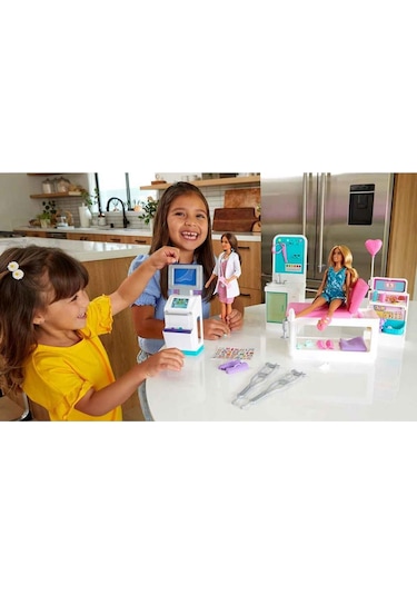 Barbie Nin Polikliniği Oyun Seti Gtn61