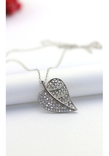 Kalp İşlemeli Yaprak Gümüş Kolye