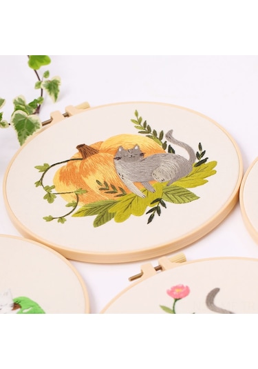 Mufunye Dıy Kedi Desenli İpek İşleme Seti - 30x30cm Kumaş, 20x20cm Taha, Tüm Malzemeler Dahil - Başlangıçcı Dost Ev Dekoru El Sanəti Paketi