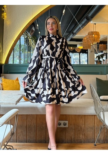 Kadın Uzun Kollu Yarı Balıkçı Yaka Geometrik Desen Kısa Şardonlu Dalgıç Elbise