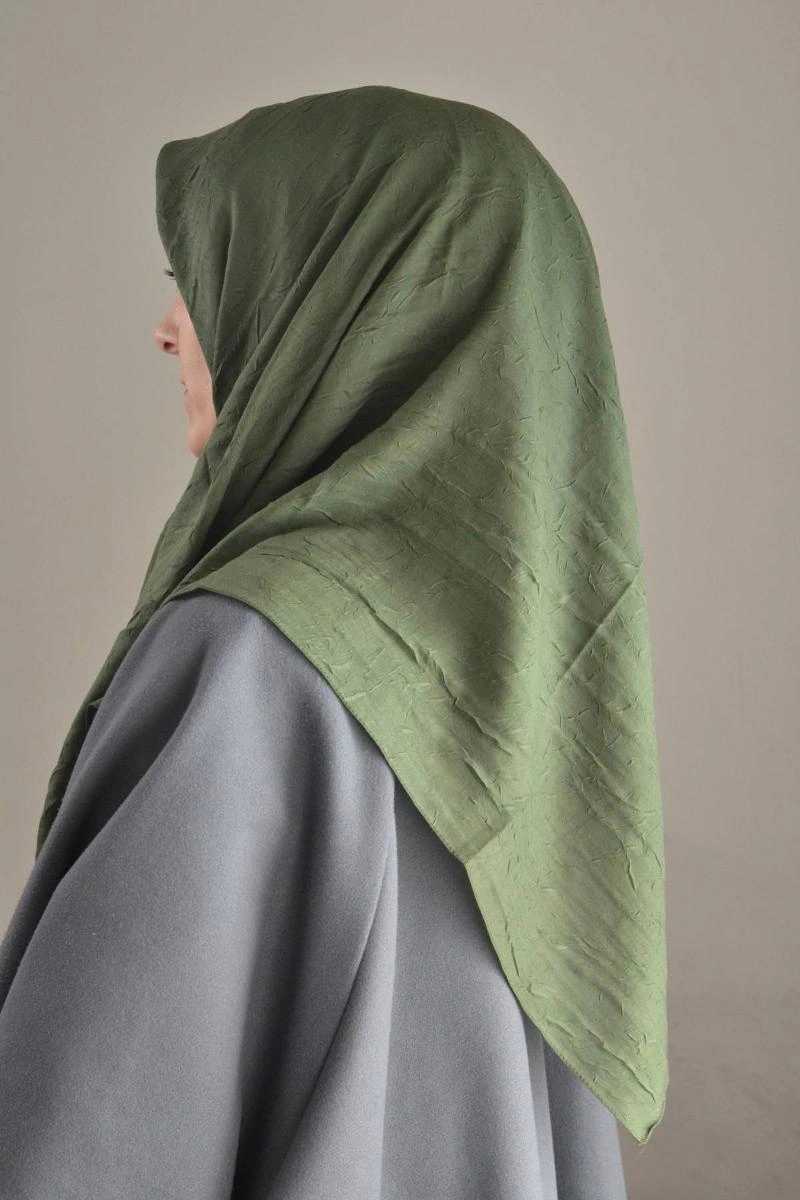 Bambu Kraş Eşarp 100x100 Cm Terletmez, Tok Ve Dik Duran, Dört Mevsim Kullanıma Uygun Haki