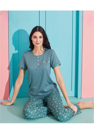 Pijamoni Kadın Viskoz Likralı Düğme Yaka Kaşkorse Patlı Kısa Kol Pijama Takımı 5520-4 / 1 Adet Yeşil