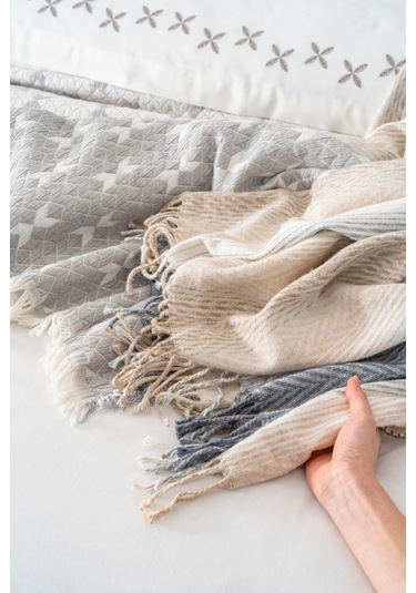 Mode Gri Nakışlı Çift Kişilik Nevresimli Battaniye Seti - 8 Parça Çeyiz Seti Gri