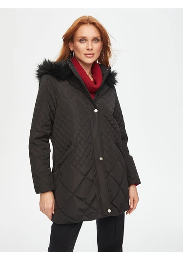 Faik Sönmez Kürk Kapüşonlu Kapitone Kadın Kaban B00041 Siyah