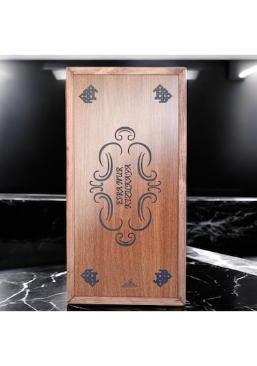 Simya İsme Özel Ahşap Pullu Ceviz Kaplama Ahşap Tavla