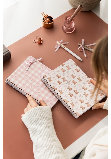 A5 Spiralli Karton Kapak 2 Li Set Kareli Okul Defteri 80 Yaprak, Ders Programlı Ayıcık