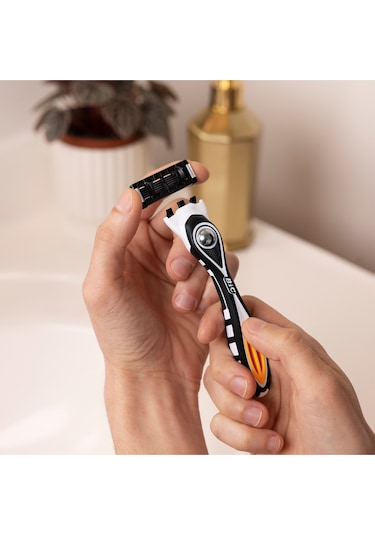 Bic Flex 5 Tıraş Bıçağı + Yedek Tıraş Bıçağı 6'lı + Çanta