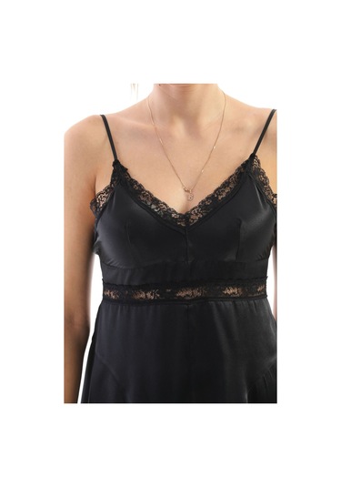 Laperissa Kadın Siyah Dantel Detaylı Saten Dokuma Tulum Şık Ve Zarif Gecelik Modeli Siyah