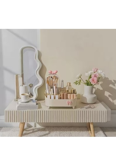 Kapaklı Makyaj Organizeri Toz Korumalı Kozmetik Ve Fırça Düzenleyici Bej