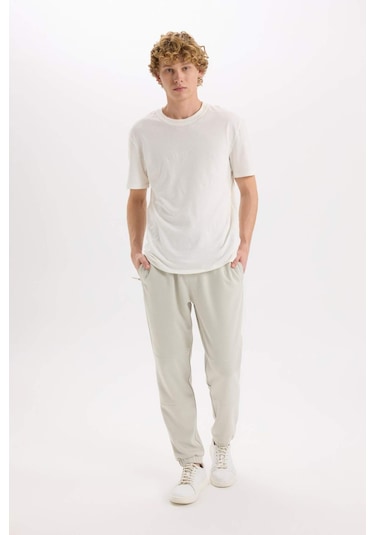 DeFacto Regular Fit İnce Eşofman Altı Fermuar Cepli Beli Bağcıklı Lastikli Paça B3657AX25SPGR437