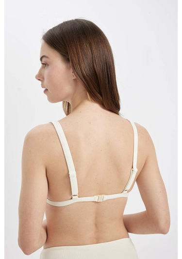 DeFacto Regular Fit Ribana Basic Düz Bikini Üstü-Fall in Love T5224AZ24SMER103 DeFacto Regular Fit Ribana Basic Düz Bikini Üstü-Fall in Love T5224AZ24SMER103