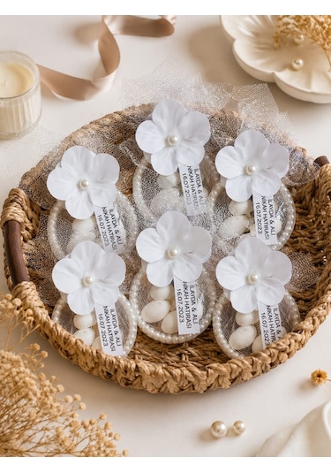 Söz Nişan Nikah Hediyeliği Beyaz Çiçekli Tüllü Magnet Şekerlik