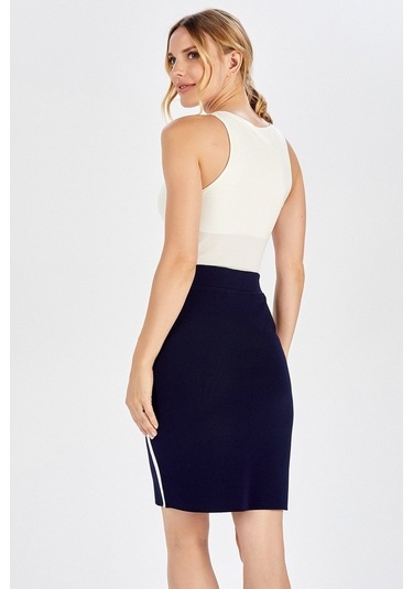 Peraluna Yanı Şeritli Lacivert Renk Dar Triko Etek