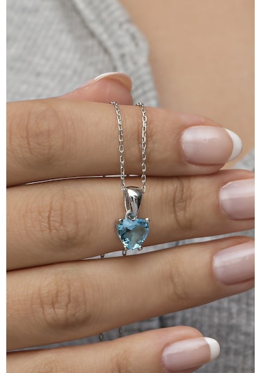 Nereze 925 Ayar Gümüş Rodyumlu Aquamarin Taşlı Kalp Kolye