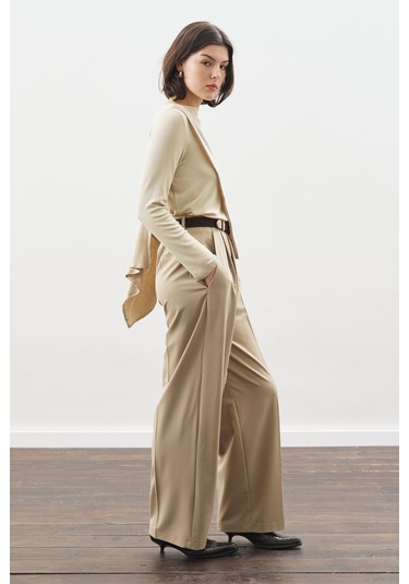 Şal Detaylı Dökümlü Bluz Taş Taş