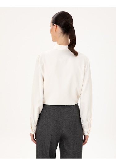 Pierre Cardin Kadın Ekru Gömlek Desenli 50292250-vr019 Ekru Pierre Cardin Kadın Ekru Gömlek Desenli 50292250-vr019 Ekru