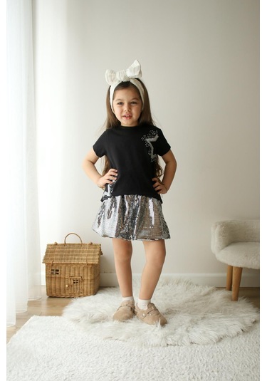 Kız Çocuk Gümüş - Siyah Renk Parlak Disco Kumaş Balon Etek Yıldız Baskılı T-shirt Pamuklu Altüst Takım Disco Çok Renkli