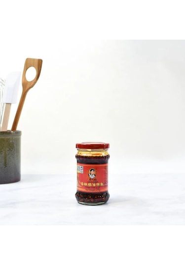 SOYA FASULYELİ BİBER SOSU (SPICY CHILI CRISP)