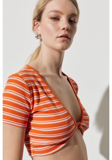 Regular Fit Normal Kesim V Yaka Çizgili Crop Bluz Turuncu