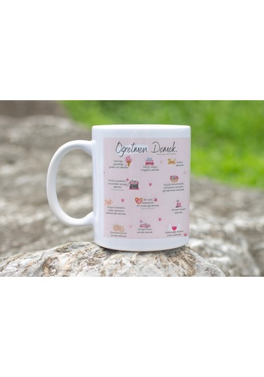 Öğretmenler Günü Kupa Bardak Öğretmen Demek Yazılı Pastel Renkli Anlamlı Tasarım Hediye Kupa Beyaz