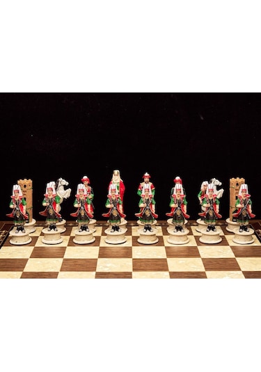 Haçlılar - Yeniçeriler Satranç Takımı Şah 11 Cm Tarihin Efsanevi Güçleri Bir Arada Sadece Figür