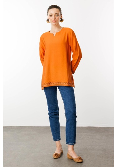 Kadın Kolu Ve Eteği Yırtmaçlı Eteği Nakışlı Bluz Turuncu Turuncu