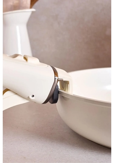 Beta 15 Parça Seramik Döküm Tencere Tava Seti Beige 17649 Bej