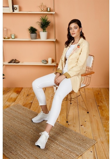 Çizgili Sol Yaka Broslu Spor Ceket Sarı