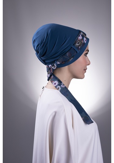 P. Mavisi Pratik Hazır Geçmeli Tesettür Bone Sandy Kumaş Desenli Şifon Kemerli 1205d 17 Petrol Mavisi