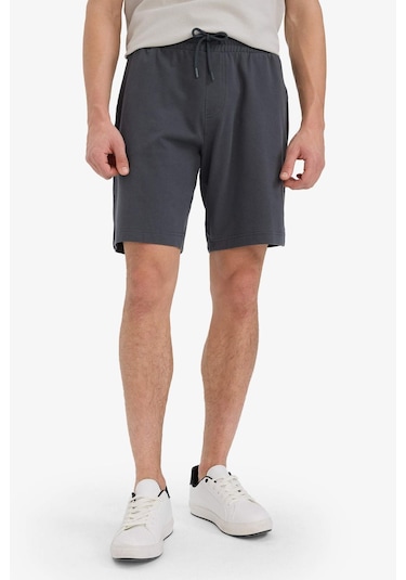 DeFacto Slim Fit Dar Kesim Cepli Pamuklu Basic Düz Bermuda Şort W1105AZ25SPAR58 DeFacto Slim Fit Dar Kesim Cepli Pamuklu Basic Düz Bermuda Şort W1105AZ25SPAR58