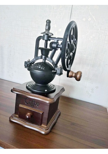 Büyük Koşucu Dönme Dolap Çekirdek Öğütücü El Değirmeni Retro El Demleme Kahve Makinesi Öğütücü Kahve Çekirdeği Tozu Öğütme Büyük Sallanan Tekerlek Öğütücü Büyük Koşucu Dönme Dolap Çekirdek Öğütücü El Değirmeni Retro El Demleme Kahve Makinesi Öğütücü Kahve Çekirdeği Tozu Öğütme Büyük Sallanan Tekerlek Öğütücü