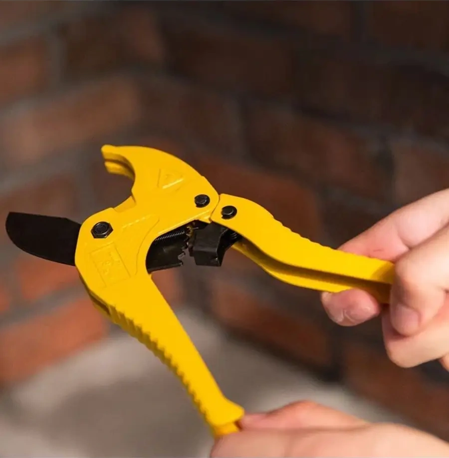 Delitools 42mm Boru Kesme Makası, Pvc Borular İçin 34198459