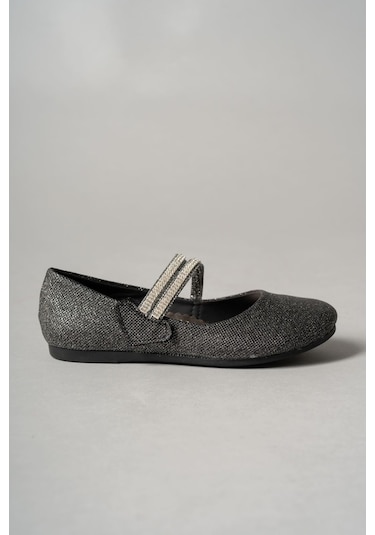 Aymeravm - Çatal Baretli Kalpli Siyah Star Kız Çocuk Ayakkabı... Siyah