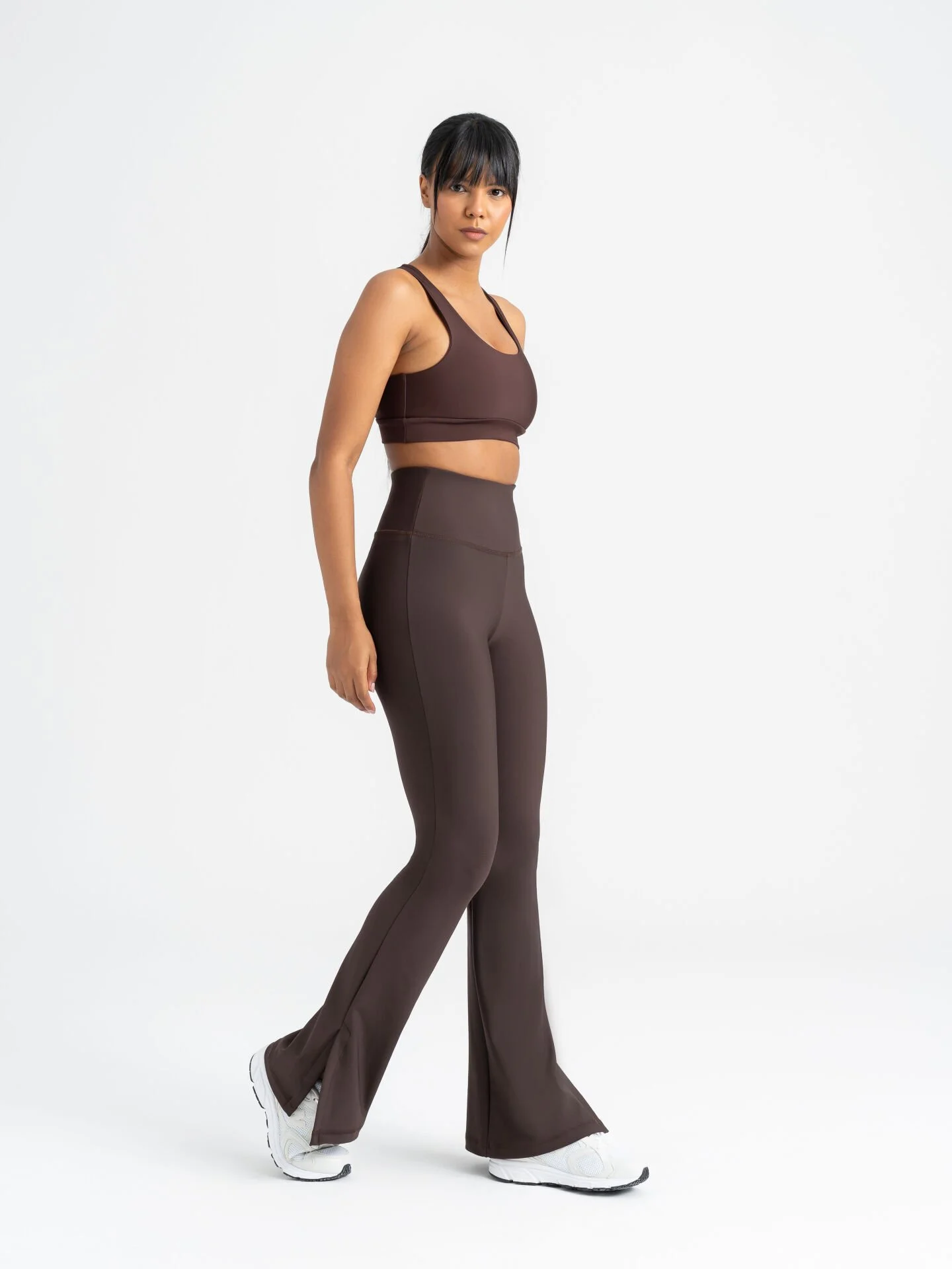 Kahverengi Yırtmaçlı İspanyol Paça Spor Tayt Kahverengi