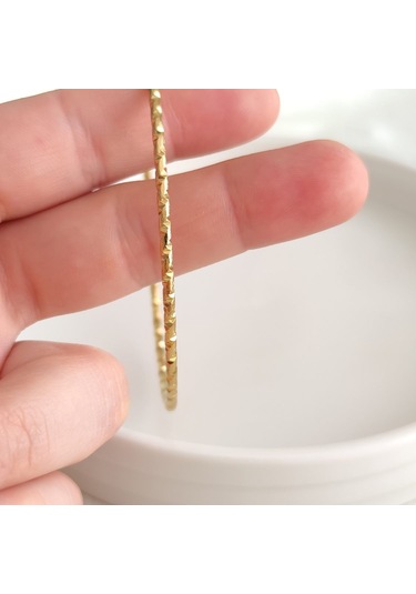 6,7 Cm Çelik İnce Desenli Ajda Bilezik 1 Adet Beyaz