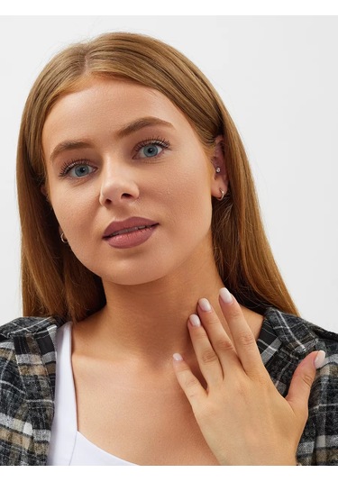 Markiz 925 Ayar Gümüş Taşlı Küçük Küpeler. 16801756 Diğer