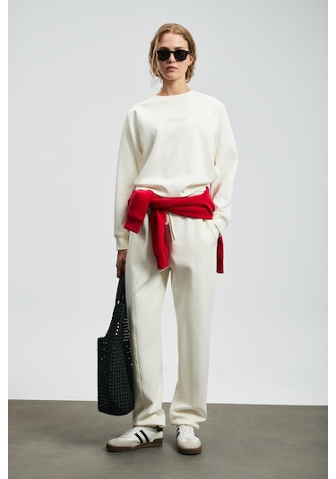 Lufian Kadın Alıce Örme Sweatshırt 122030016 Kırık Beyaz Kırık Beyaz Lufian Kadın Alıce Örme Sweatshırt 122030016 Kırık Beyaz Kırık Beyaz