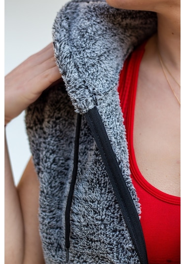 Kadın Gri Peluş Kalın Fermuarlı Kapüşonlu Yelek 23kylkmy01 001