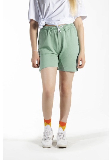 Kadın Mint Yeşili Basic Regular Fit Kısa Örme Bermuda Şort Mint Yeşil