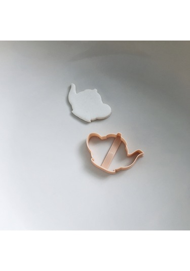 Thumblo Çaydanlık Kurabiye Kalıbı / Kesici / Şekillendirici