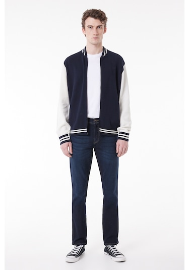 Wrangler Regular Fit Normal Kesim Dik Yaka Lacivert Bomber Ceket W232387410 Lacivert Wrangler Regular Fit Normal Kesim Dik Yaka Lacivert Bomber Ceket W232387410 Lacivert
