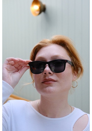 Paris All Black Red Unisex Güneş Gözlüğü Desenli