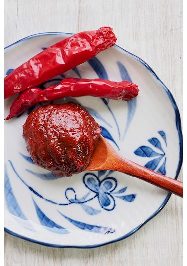 Gustolea Nature Ev Yapımı Güneşte Kurutulmuş Biber Salçası 1 KG