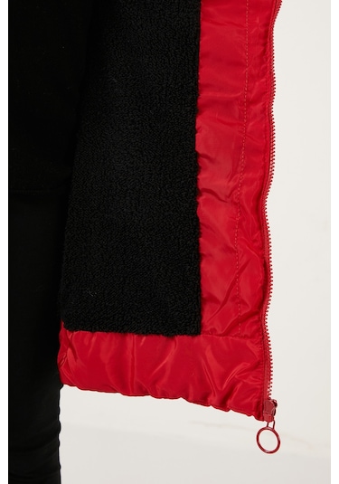 Lela Peluş Astarlı Yakası Suni Kürklü Çıkarılabilir Kapüşonlu Kışlık Kız Çocuk Mont 5766038 Kırmızı